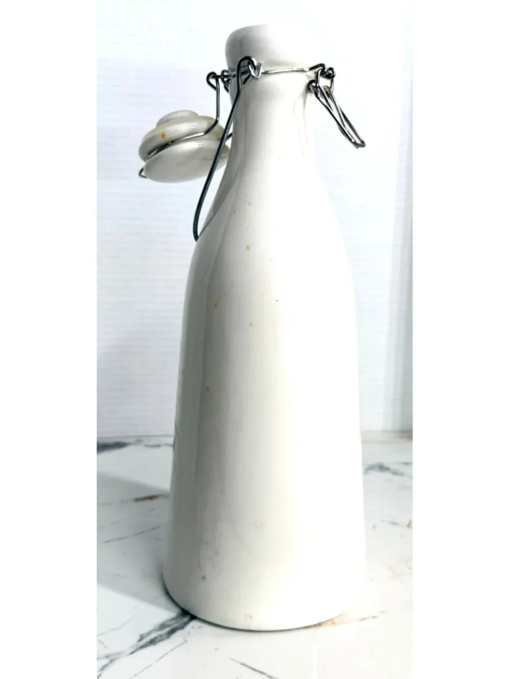 Vintage White Ceramic Milk Bottle Swing Top Wire Bale Lid Farmhouse Decor 12